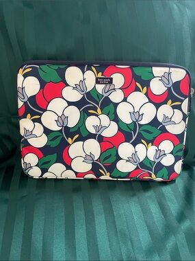 kate spade lap top bag - navy floral sleeve with red, white & green accents
